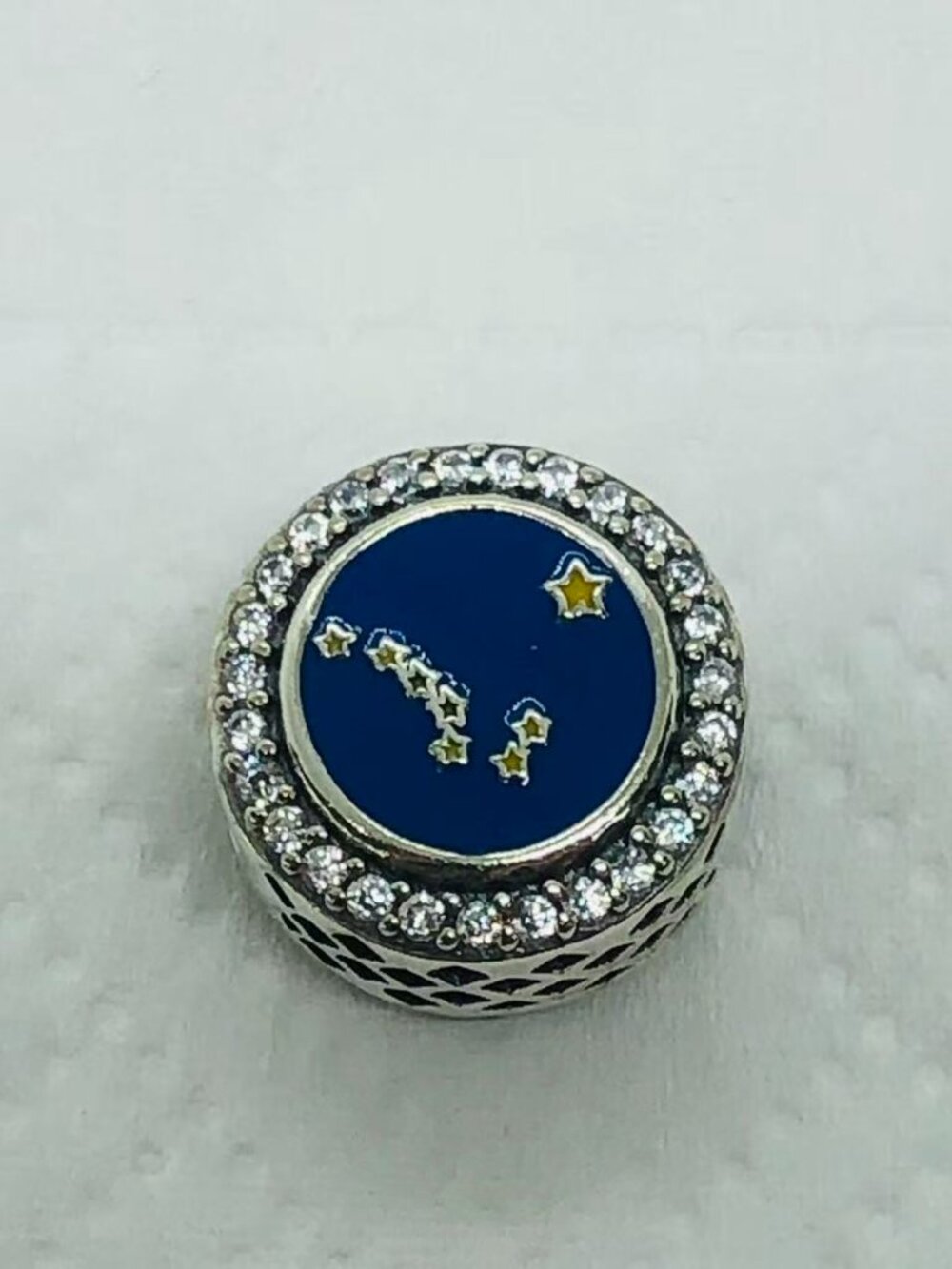 ✨ ✨Pandora Alaska Exclusive State Flag Exclusive Moments Button Charm